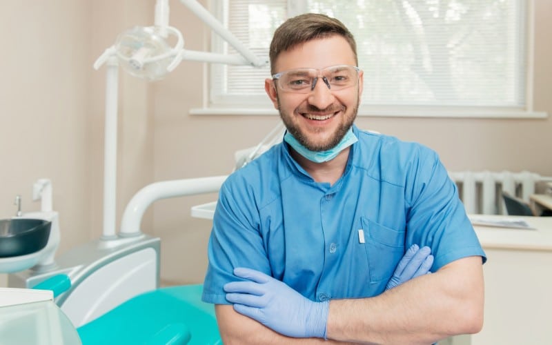 Don’t Let Dental Fears Hold You Back: Your Guide to Finding a Dentist for Problem Teeth